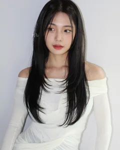 5 Trendy Summer Layered Haircuts to Transform Your Look This Season - image 1
