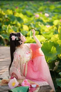 YiTuYu Art Language Vol.7409 Yu Xiao Li Lili - Artistic Portrait Gallery - image 5