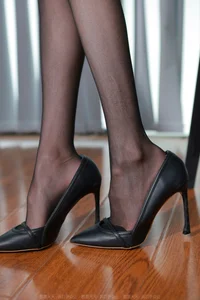 IESS Tuan Tuan Long Legs Uniform: The Ultimate Professional Aesthetic Gallery - image 14