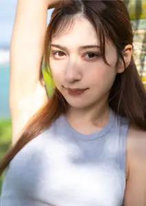 Risa Yukihira's Radiant Smile: Captivating Japanese Beauty in a Natural Setting. Discover Her Allure! - image 6