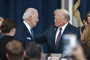Iconic Moments from the Presidential Inauguration Ceremony of Donald Trump - image 6
