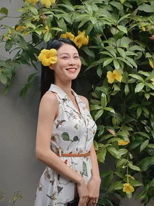 Stunning Real-Life Beauty of Thu Ha Ceri: The Actress Van Dung Handpicked for Her Son - image 5