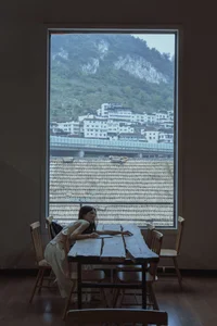 Yan Shi Yi in YiTuYu Art Language Vol.7006: Soft Light and Artistic Forms - image 26