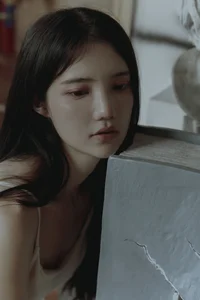Yan Shi Yi in YiTuYu Art Language Vol.7006: Soft Light and Artistic Forms - image 25