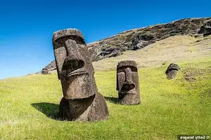 Decoding the Mystery of Easter Island's Giant Moai Statues: Origins and Craftsmanship - image 7