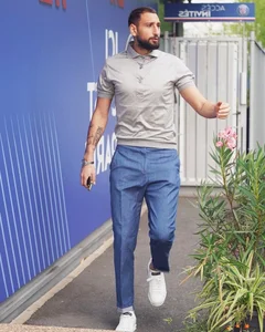 Mastering Tall Men's Fashion: Styling Tips from Italy’s 1.97m Goalkeeper - image 7