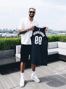 Mastering Tall Men's Fashion: Styling Tips from Italy’s 1.97m Goalkeeper - image 1