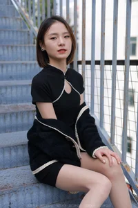 Classic Elegance: IESS Xiaoliu in Black Qipao and Nude Stockings Photography - image 13
