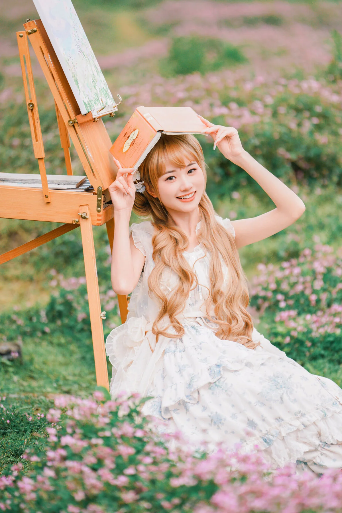 YiTuYu Art Language Vol.10195 Featuring Bao Zao De Guo Jiang Da Ye – 18 Exclusive High-Definition Artistic Portraits