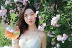 Ethereal Garden Muse YiTuYu Vol.8955 Featuring Hua Zhuang Shi Tian - image 10