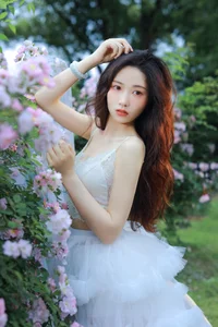 Ethereal Garden Muse YiTuYu Vol.8955 Featuring Hua Zhuang Shi Tian - image 2