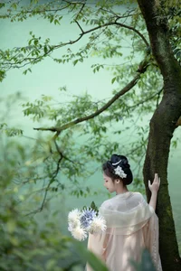 Elegant Portraiture: YiTuYu Art Language Vol.7233 Featuring Wei Wei - image 22