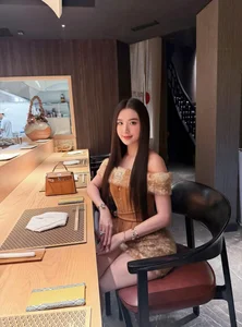 Inside the Luxurious Lifestyle and Designer Wardrobe of The Face Star Ngoc Loan - image 6