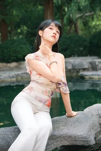 YiTuYu Art Language Vol.10422: Captivating Photography Featuring the Stunning Model Yi Ming - image 3