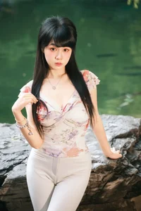 YiTuYu Art Language Vol.10422: Captivating Photography Featuring the Stunning Model Yi Ming - image 2