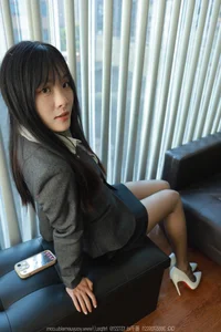 Sophisticated Grace: Wanping Features in the IESS Gentle S Photo Gallery - image 62