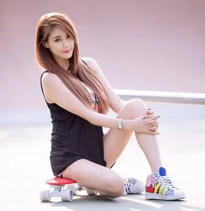 Ultimate Collection: Top 99+ Stunning and Trendy Korean Influencer and Fashion Portraits for Modern Style Inspiration - image 17