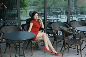 Xiao Jie in Red Qipao: Elegant Chinese Fashion and Artistic Model Photography - image 31