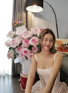 Hoa Minzy Shares Heartfelt Messages to Xuan Hinh and Ky Duyen’s Stunning New Look - image 6