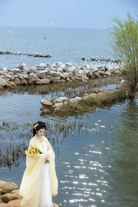 Ethereal Grace of Wan Jiang Ting in YiTuYu Art Language Vol.8851 by the Lake - image 1