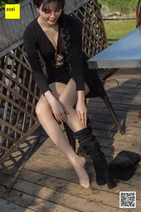 Elegant IESS Model Miao Jie in Stylish Over-the-Knee Boots Fashion Photography Collection - image 2