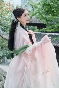 YiTuYu Art Language Vol.7825 Chen Nian Xiao Jiu Aesthetic Collection - image 1