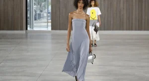 Shocking Fashion 2025: Redefining Runway Aesthetics through Bold Artistic Statements - image 8