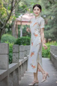 Ethereal Elegance: Yi Ming’s Timeless Portraits at the Hidden Guangzhou Orchid Garden - image 2