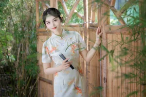 Ethereal Elegance: Yi Ming’s Timeless Portraits at the Hidden Guangzhou Orchid Garden - image 17