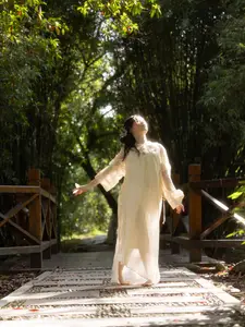 Qiu Qiu: Gentle Grace in Nature - Inspiring YiTuYu Vol.8828 Collection - image 3