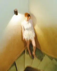Ninh Duong Lan Ngoc: Vietnam's "Showbiz Darling" Flaunts Stunning Long Legs and Exquisite Fashion. - image 0