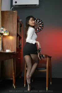 Elegant Office Lady Style with Qiu Qiu in IESS Planning Department Collection - image 60