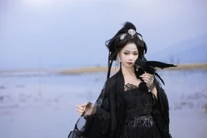 Elegant Artistic Portraiture of Wan Wan: YiTuYu Art Language Vol.8843 Collection featuring 36 Stunning High-Definition Lifestyle and Fashion Images. - image 9
