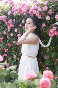 Contemporary Charm: YiTuYu Art Language Vol.6924 Featuring Jing Zi Jinns - image 8