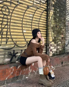 The Captivating Charm of Saigon’s Internet Goddess: A Journey of Beauty - image 4