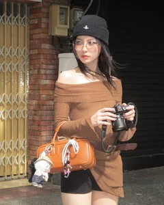 The Captivating Charm of Saigon’s Internet Goddess: A Journey of Beauty - image 8