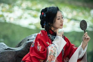 Stunning Portrait Collection: YiTuYu Art Language Vol.4192 featuring Qing Qing - image 7