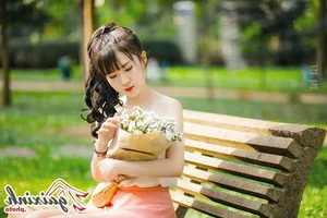 The Radiant Charm of Hue Chau: Exploring the Captivating Style of a Social Media Sensation - image 6