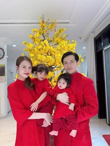 Inside the Luxurious Lives of Vietnamese Beauties Married to Wealthy Plastic Industry Heirs - image 5