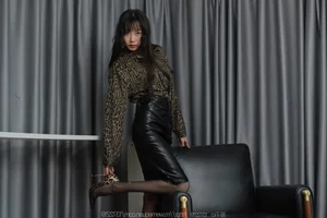 IESS Tuan Tuan Golden Leopard Print Fashion Showcase - image 21