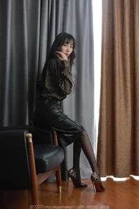 IESS Tuan Tuan Golden Leopard Print Fashion Showcase - image 26