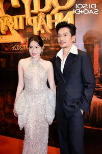 Red Carpet Highlights: Lam Vy Da Stuns at the Premiere of Quy Nhap Trang 2 - image 10