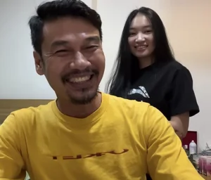 Tiết Cương and Wife Enjoy Romantic Getaway with Friends After Addressing Recent Rumors Involving Cát Tường - image 1