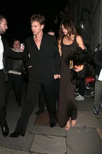 The World’s Top 10 Best-Dressed Couples of 2024: A Masterclass in Duo Styling - image 6