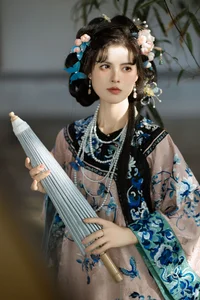 An Xiao Yi Shines in YiTuYu Art Language Vol.7270 Collection - image 14