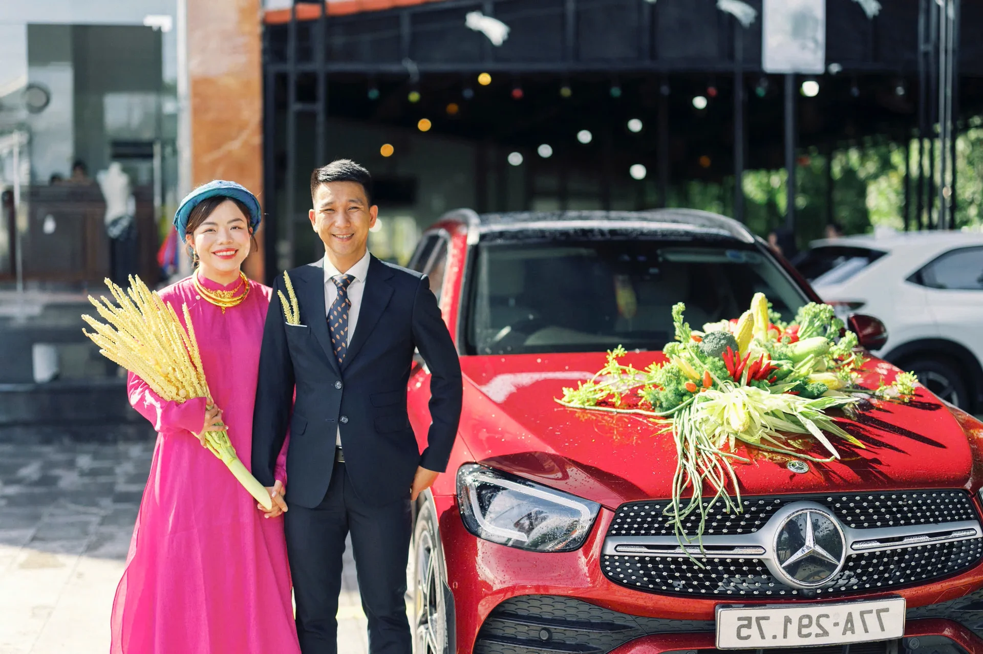 Sustainable Celebrations: A Unique Wedding Decorated with One Ton of Fresh Vegetables