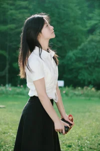 YiTuYu Art Language Vol.7824: Exploring the Aesthetic of Hu Die Mei Mei - image 23