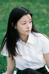 YiTuYu Art Language Vol.7824: Exploring the Aesthetic of Hu Die Mei Mei - image 1