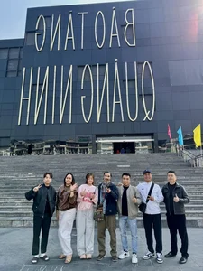 Quang Linh Vlogs and the Viral Mystery: Identifying the Influencer in the Spotlight - image 8