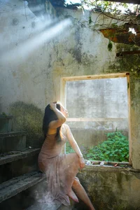 YiTuYu Art Language Vol.10358: An Artistic Exploration of Portraiture Featuring Model Yi Ming - image 7